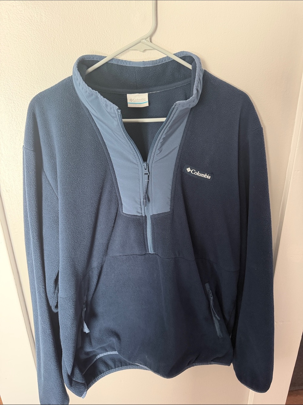 Columbia Men’s Two-Tone Blue Quarter-Zip Fleece Pullover